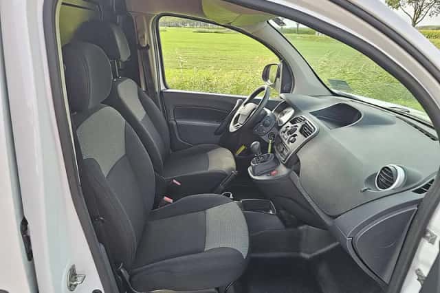 Renault Kangoo (2021) thumbnail 6