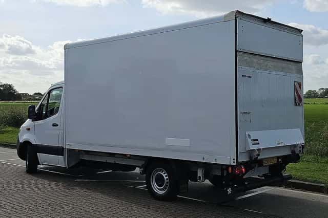 Mercedes-Benz Sprinter (2022) thumbnail 5