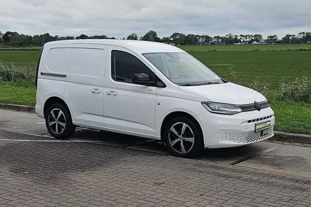Volkswagen Caddy (2021) thumbnail 4