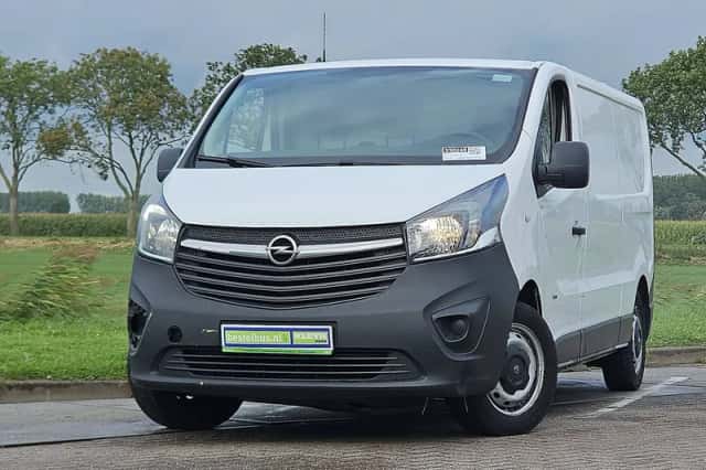 Opel Vivaro (2017) thumbnail 1