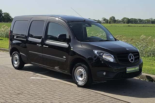 Mercedes-Benz Citan (2017) thumbnail 4