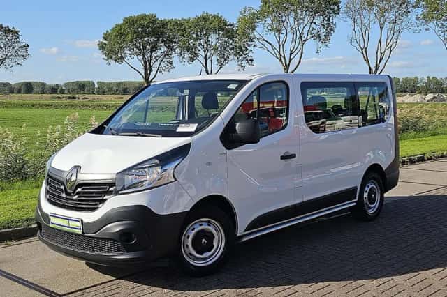 Renault Trafic (2019) thumbnail 2