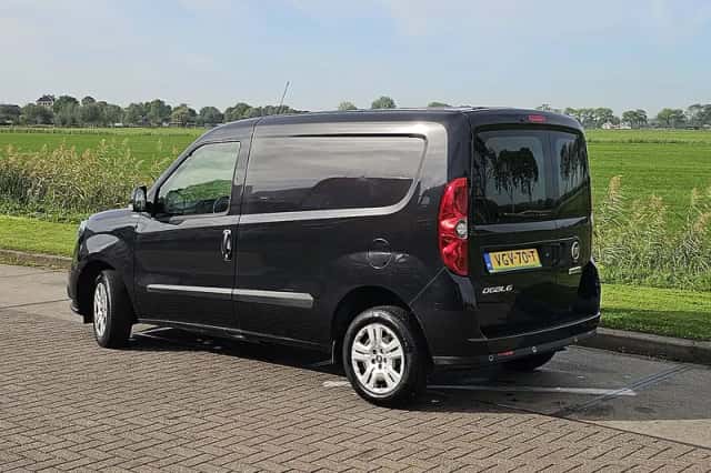 Fiat Doblò (2020) thumbnail 5