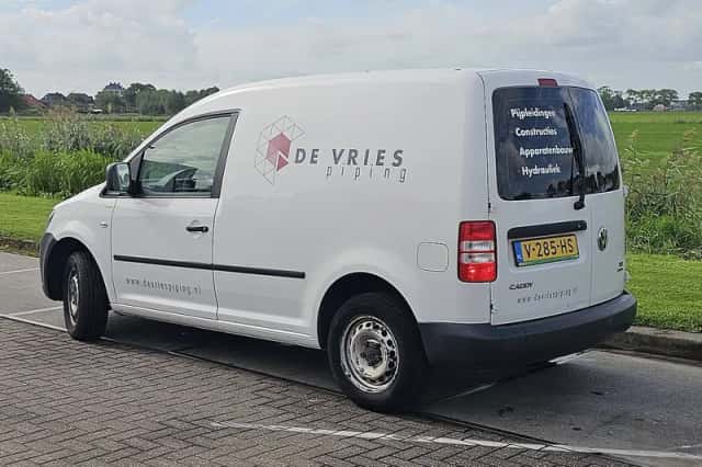 Volkswagen Caddy (2015) thumbnail 5