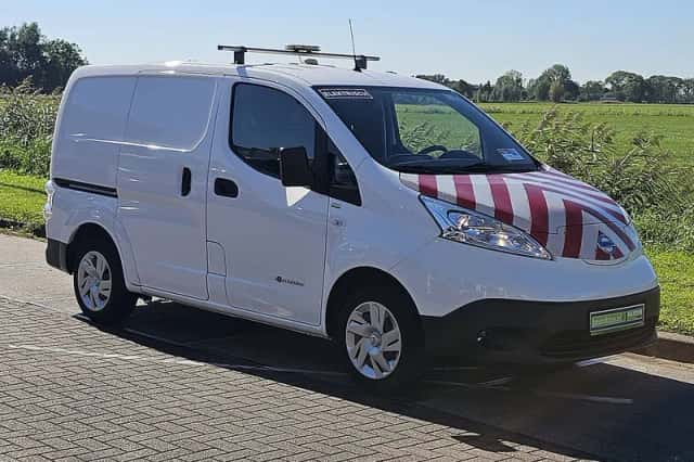 Nissan Nv (2021) thumbnail 4