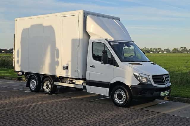 Mercedes-Benz Sprinter (2018) thumbnail 4