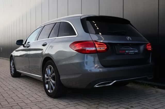 Mercedes-Benz C-Klasse (2017) thumbnail 3