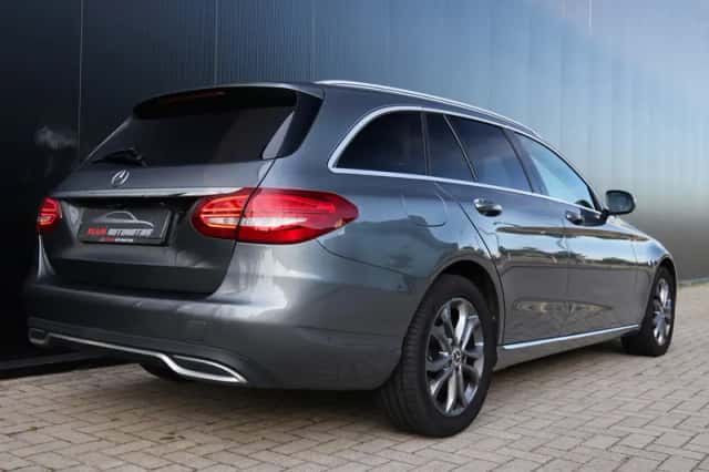 Mercedes-Benz C-Klasse (2017) thumbnail 4