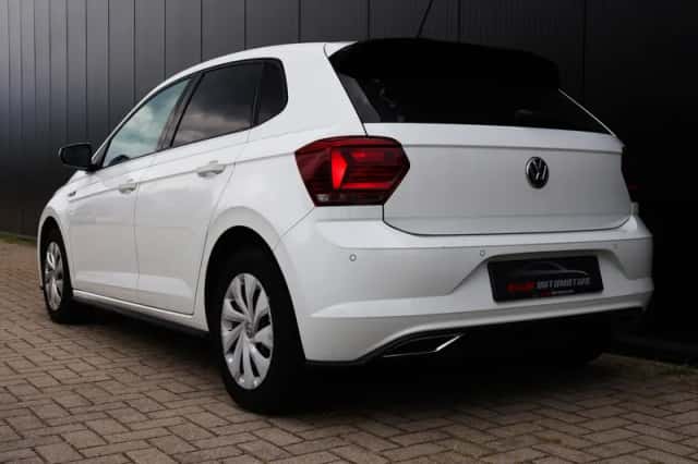 Volkswagen Polo (2019) thumbnail 3