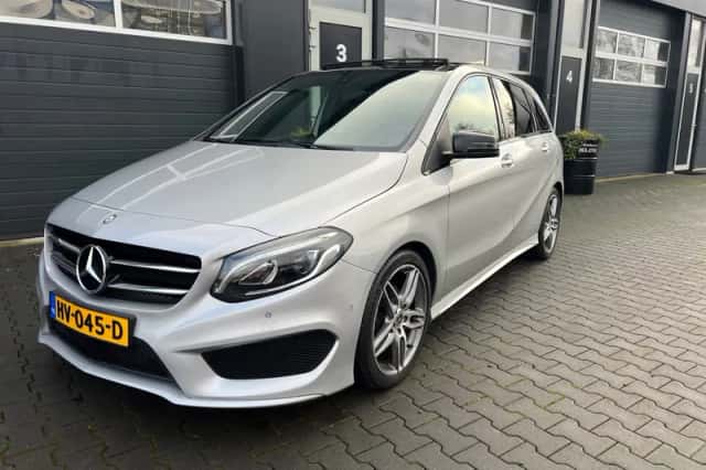 Mercedes-Benz B-Klasse (2016) thumbnail 2