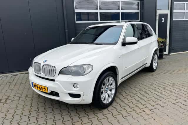 BMW X5 (2008) thumbnail 1