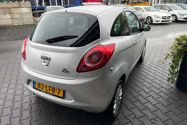 Ford Ka (2010) thumbnail 6
