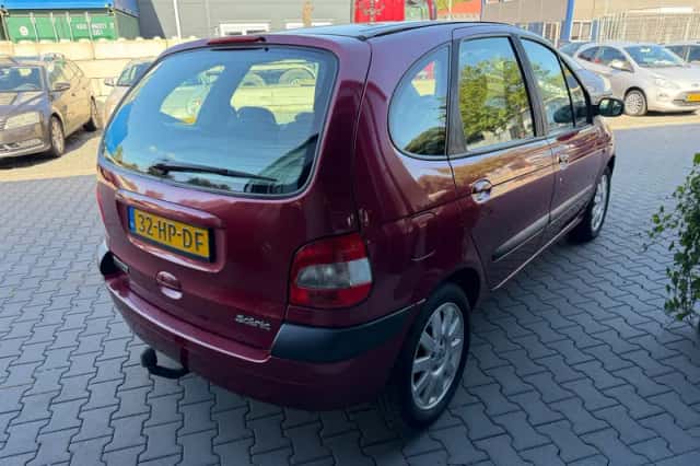Renault Scénic (2001) thumbnail 4