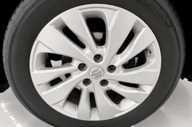 Suzuki S-Cross (2022) thumbnail 6
