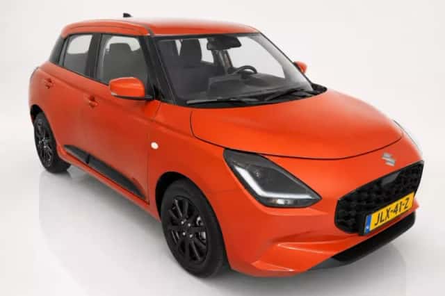 Suzuki Swift (2025) thumbnail 5