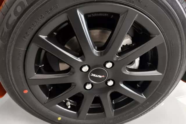 Suzuki Swift (2025) thumbnail 6