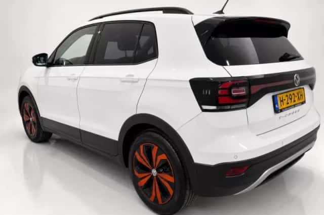Volkswagen T-Cross (2020) thumbnail 4