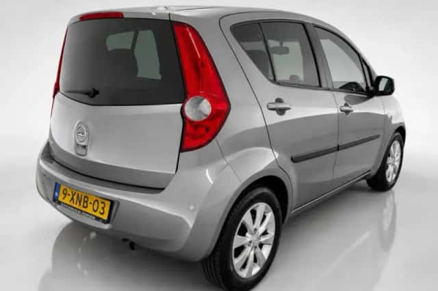 Opel Agila (2014) thumbnail 5