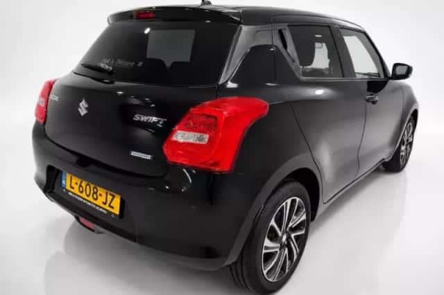 Suzuki Swift (2021) thumbnail 5