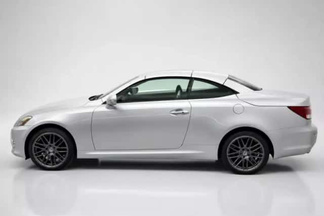 Lexus IS (2009) thumbnail 2