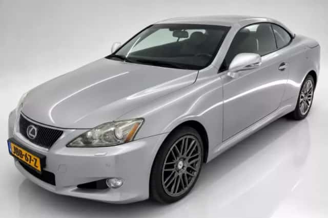 Lexus IS (2009) thumbnail 3