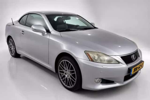 Lexus IS (2009) thumbnail 6
