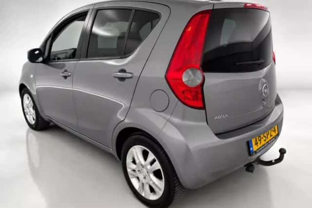 Opel Agila (2011) thumbnail 4