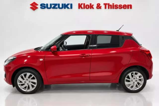 Suzuki Swift (2022) thumbnail 3