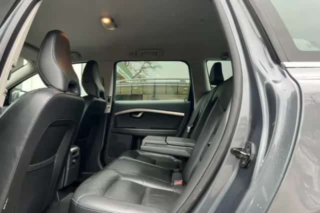 Volvo V70 (2011) thumbnail 6