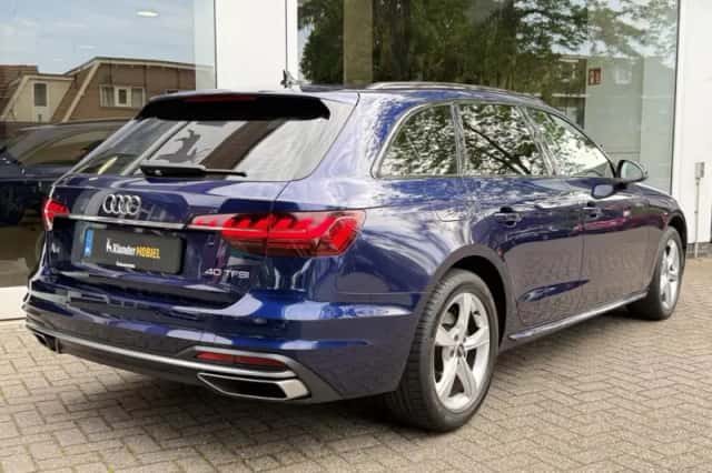 Audi A4 (2022) thumbnail 3