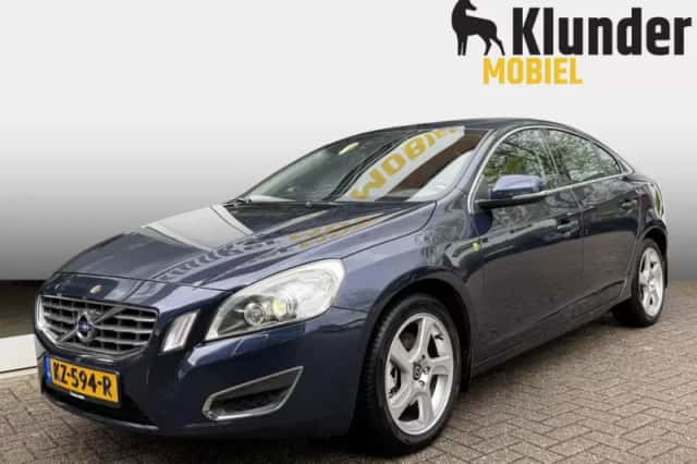 Volvo S60 (2012) thumbnail 1