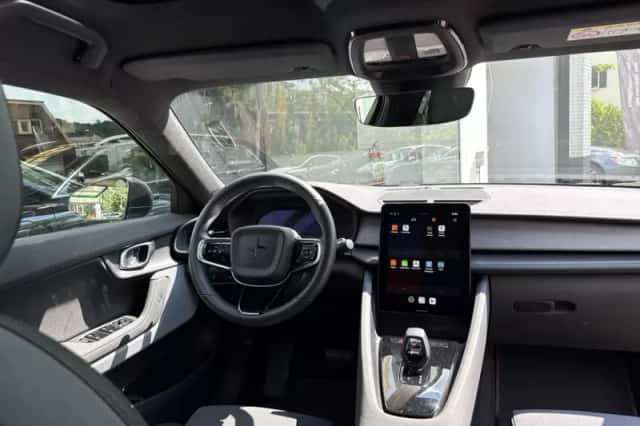 Polestar 2 (2022) thumbnail 5