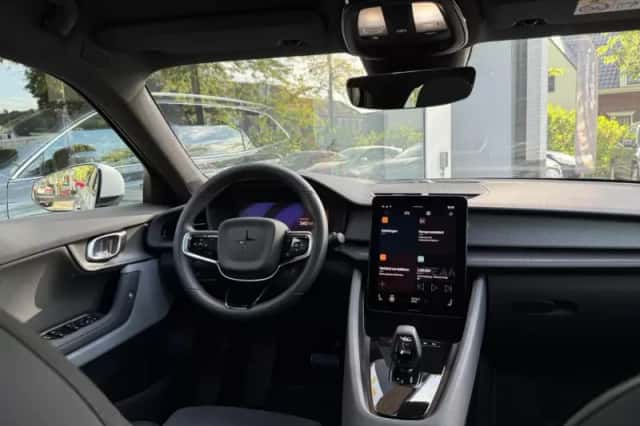 Polestar 2 (2023) thumbnail 5