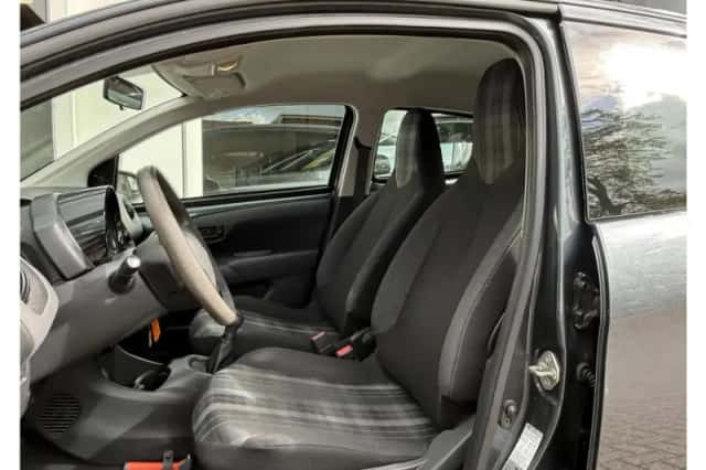 Peugeot 108 (2019) thumbnail 4