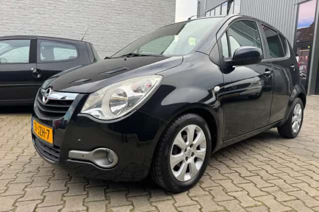 Opel Agila (2009) thumbnail 2