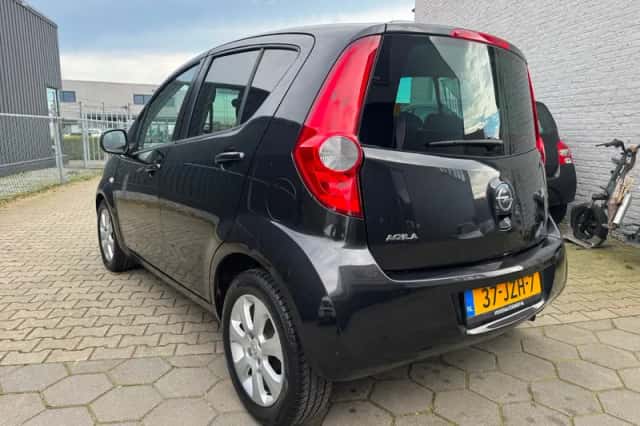 Opel Agila (2009) thumbnail 5