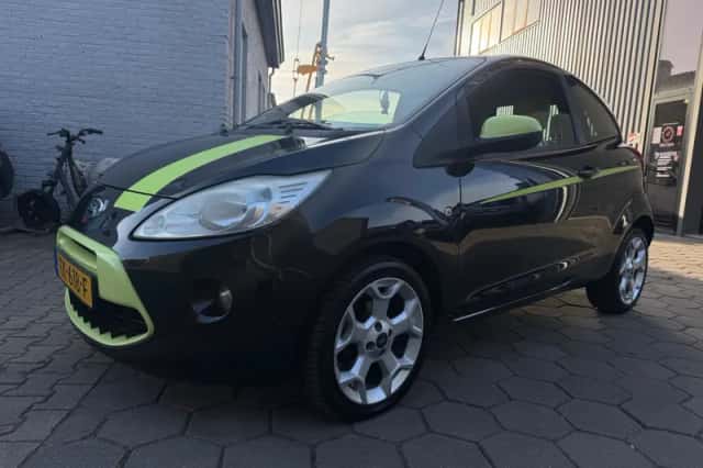 Ford Ka (2010) thumbnail 2