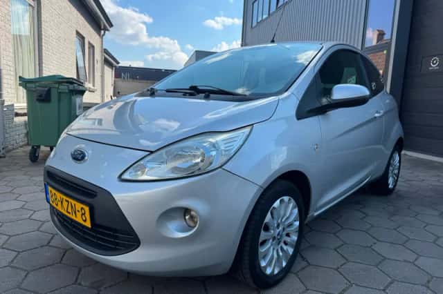 Ford Ka (2010) thumbnail 2