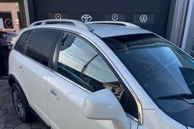 Opel Antara (2008) thumbnail 3