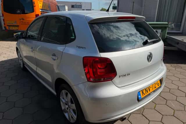 Volkswagen Polo (2010) thumbnail 3