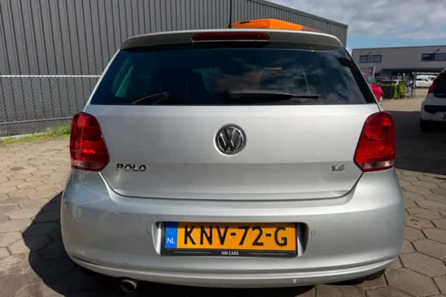 Volkswagen Polo (2010) thumbnail 5