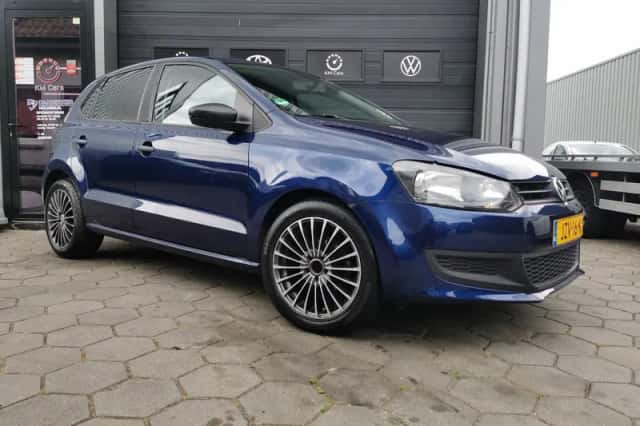 Volkswagen Polo (2009) thumbnail 1
