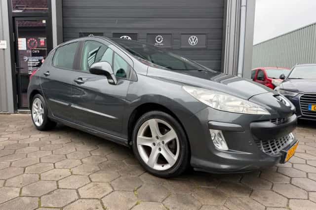Peugeot 308 (2008) thumbnail 1