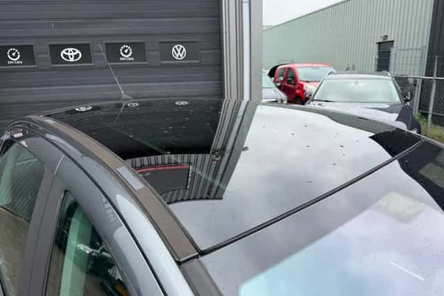 Peugeot 308 (2008) thumbnail 5