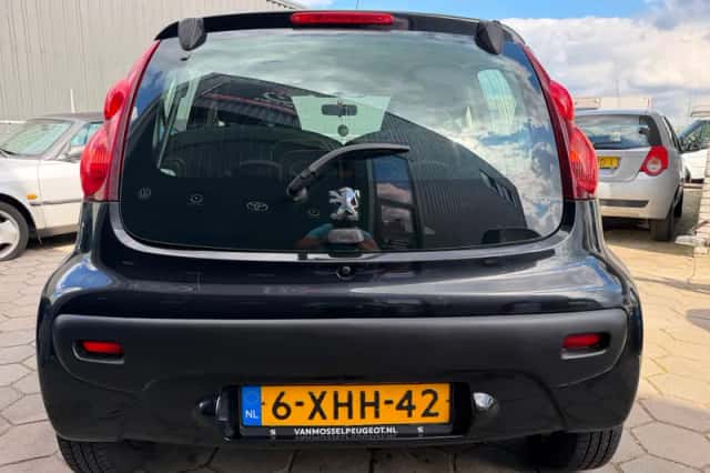 Peugeot 107 (2014) thumbnail 5