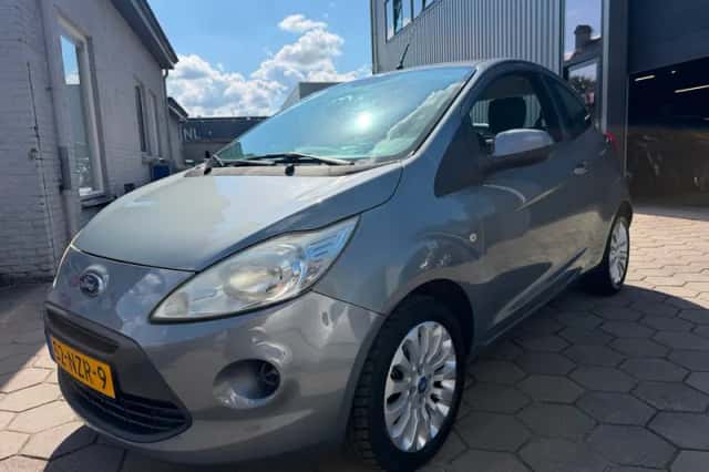 Ford Ka (2010) thumbnail 3