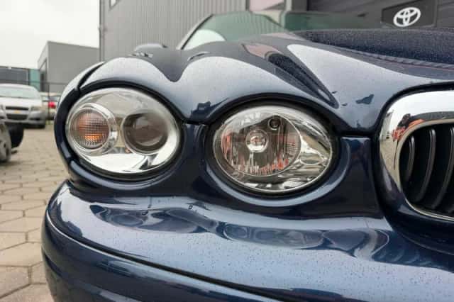 Jaguar X-Type (2006) thumbnail 4