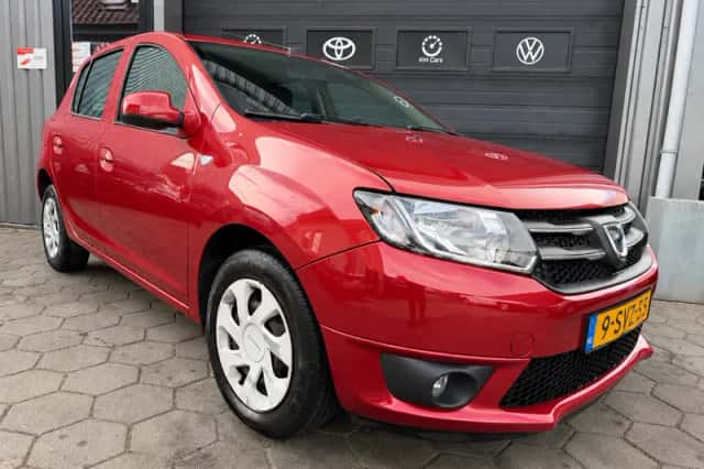 Dacia Sandero (2013) thumbnail 1