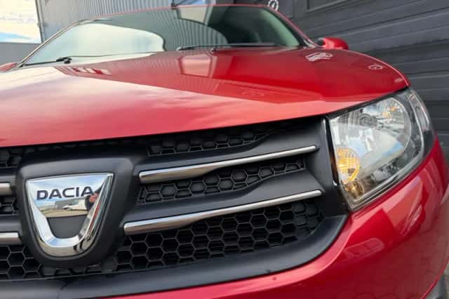 Dacia Sandero (2013) thumbnail 2