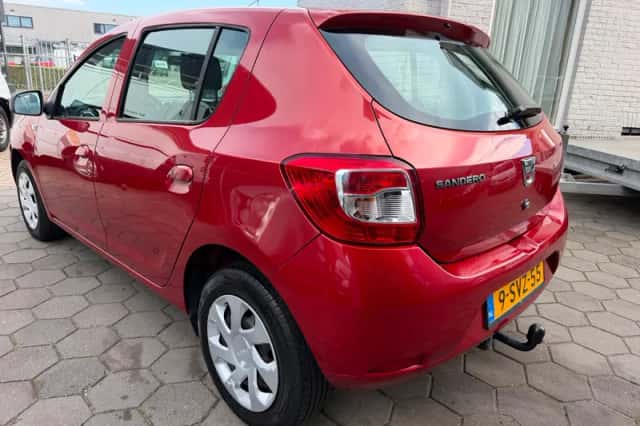 Dacia Sandero (2013) thumbnail 5